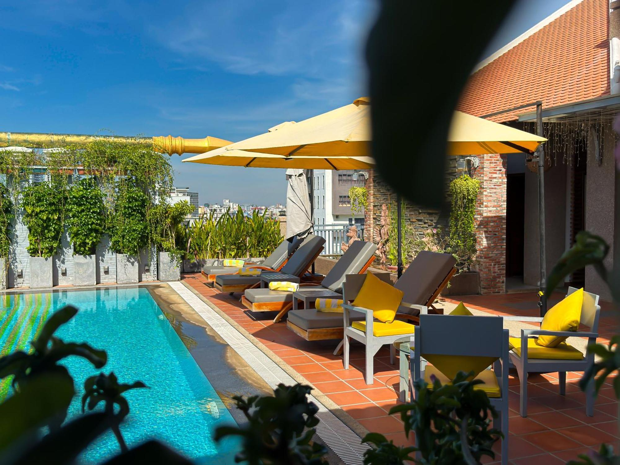 Jaya Suites Hotel Phnom Penh Eksteriør billede